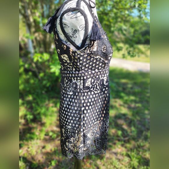 NWOT Tea & Cup Lace Knit Romper - Picture 8 of 13